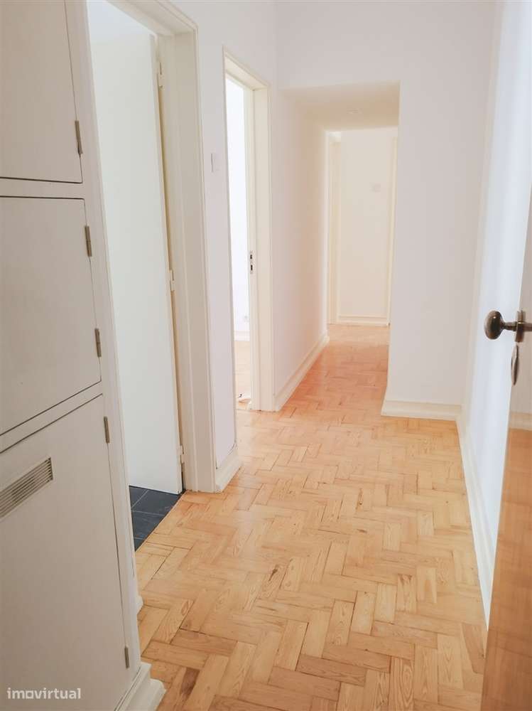 T2 na Graça arrendado por 825€/mes por mais 1 ano-18