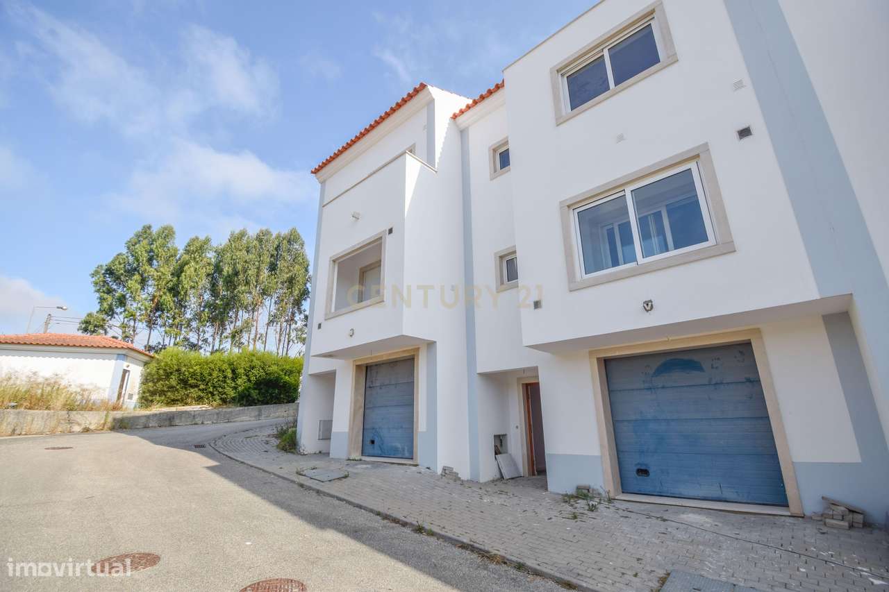 Moradias Condomínio fechado Belas Garden T2+1 e T3+1 - Grande imagem: 4/37