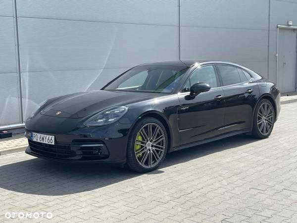 Porsche Panamera 4 E-Hybrid Sport Turismo Platinum Edition - 1