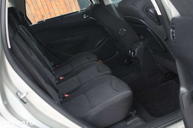 Peugeot 308 SW 140 THP Automatik Platinum - 18