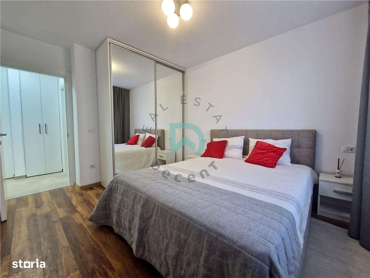 Apartament 2 camere, mobilat , parcare, Tractorul - Imagine principală: 3/18