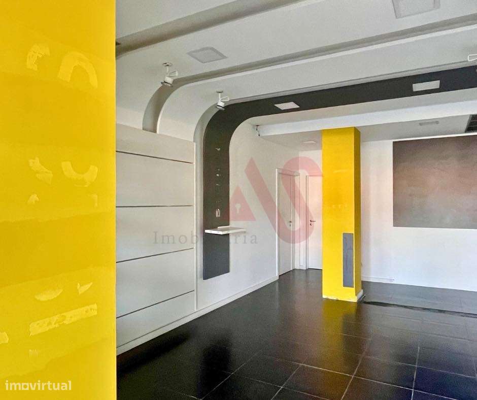 Loja para Arrendamento com 45,60 m² – Braga (São Vicente) - Grande imagem: 2/6