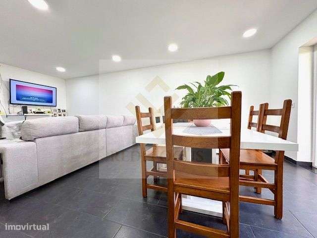 Apartamento T3 Renovado em Mozelos-5