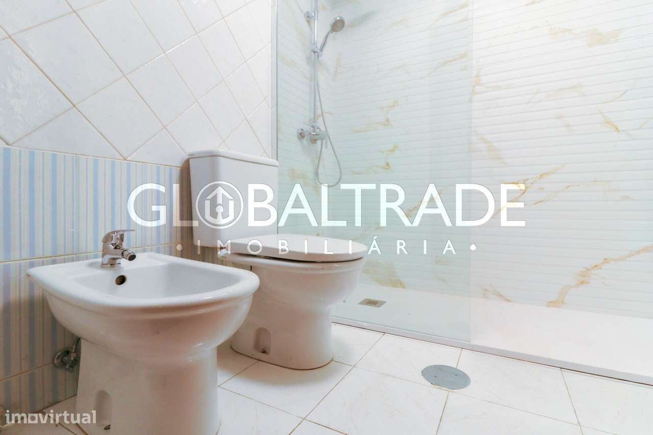 Apartamento T2 Renovado & Equipado em Fânzeres-29