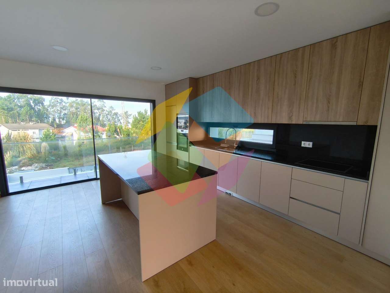 Moradia em Lobão, moderna, luminosa e pensada para o conforto da fam?-5