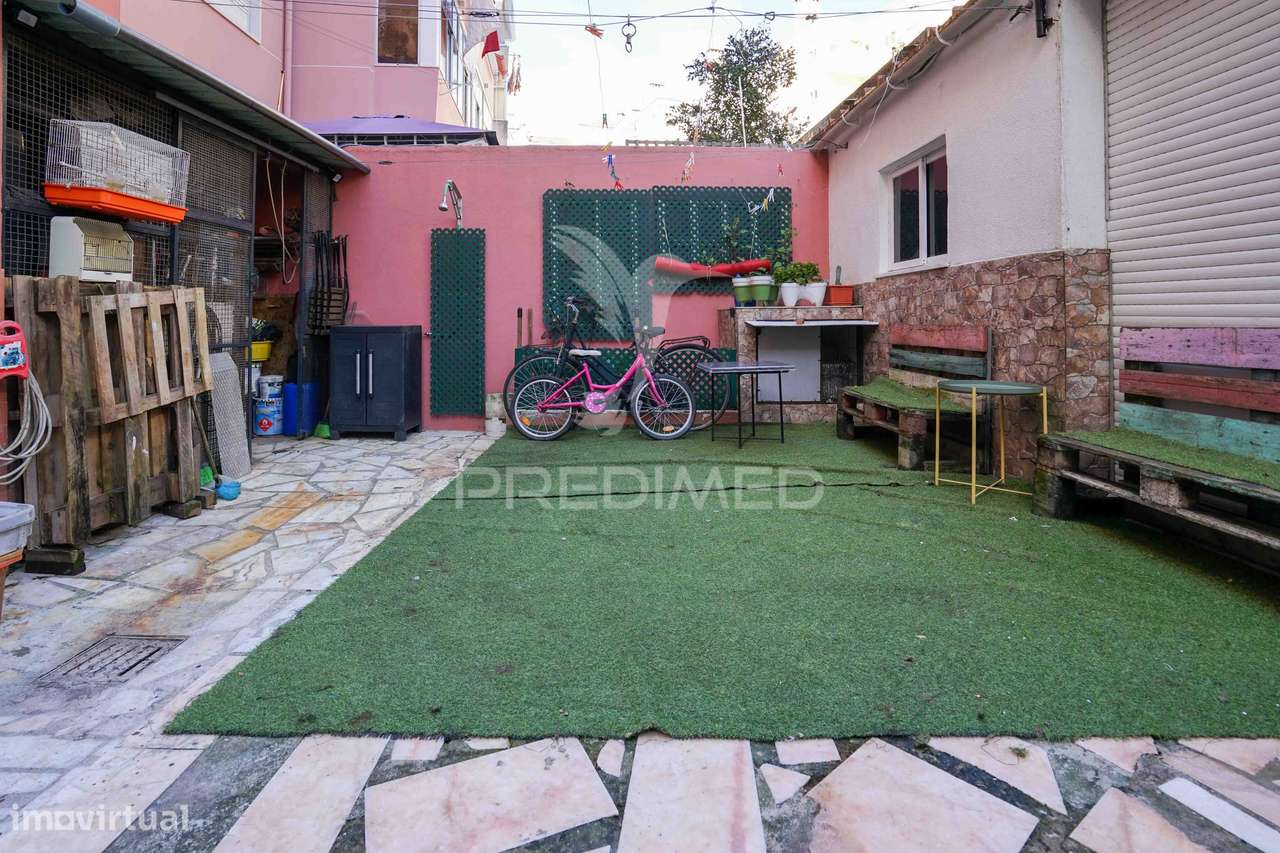 APARTAMENTO T2 + 1 COM TERRAÇO NO CENTRO DA AMADORA - Grande imagem: 4/22