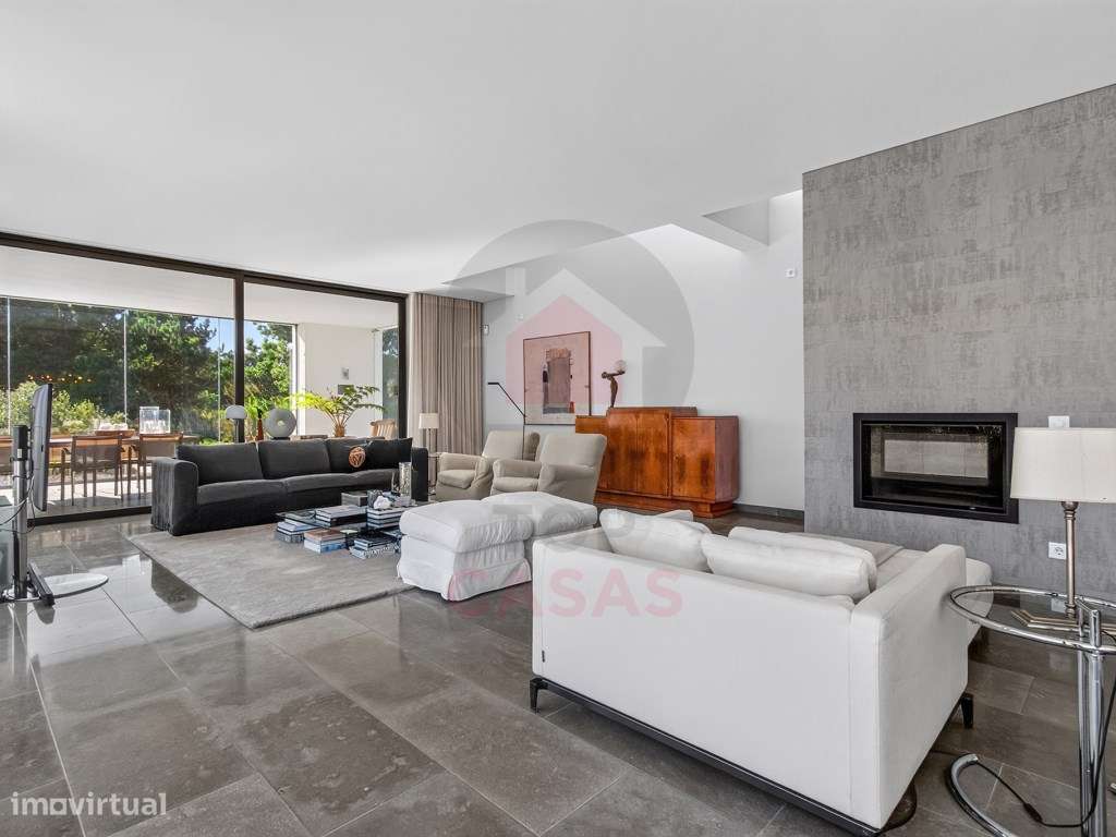 Propriedade contemporânea que combina privacidade, arquitetura e na...-32