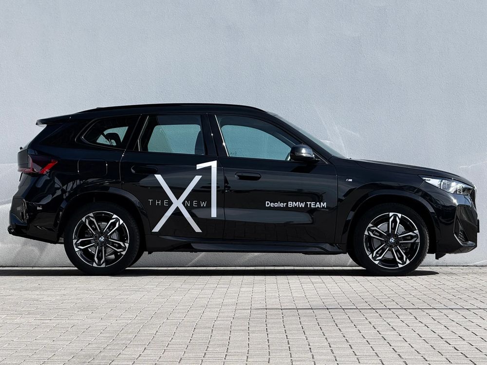 BMW X1 sDrive20i M Sportpaket 1.5 Benzyna 170 KM — zdjęcie 3