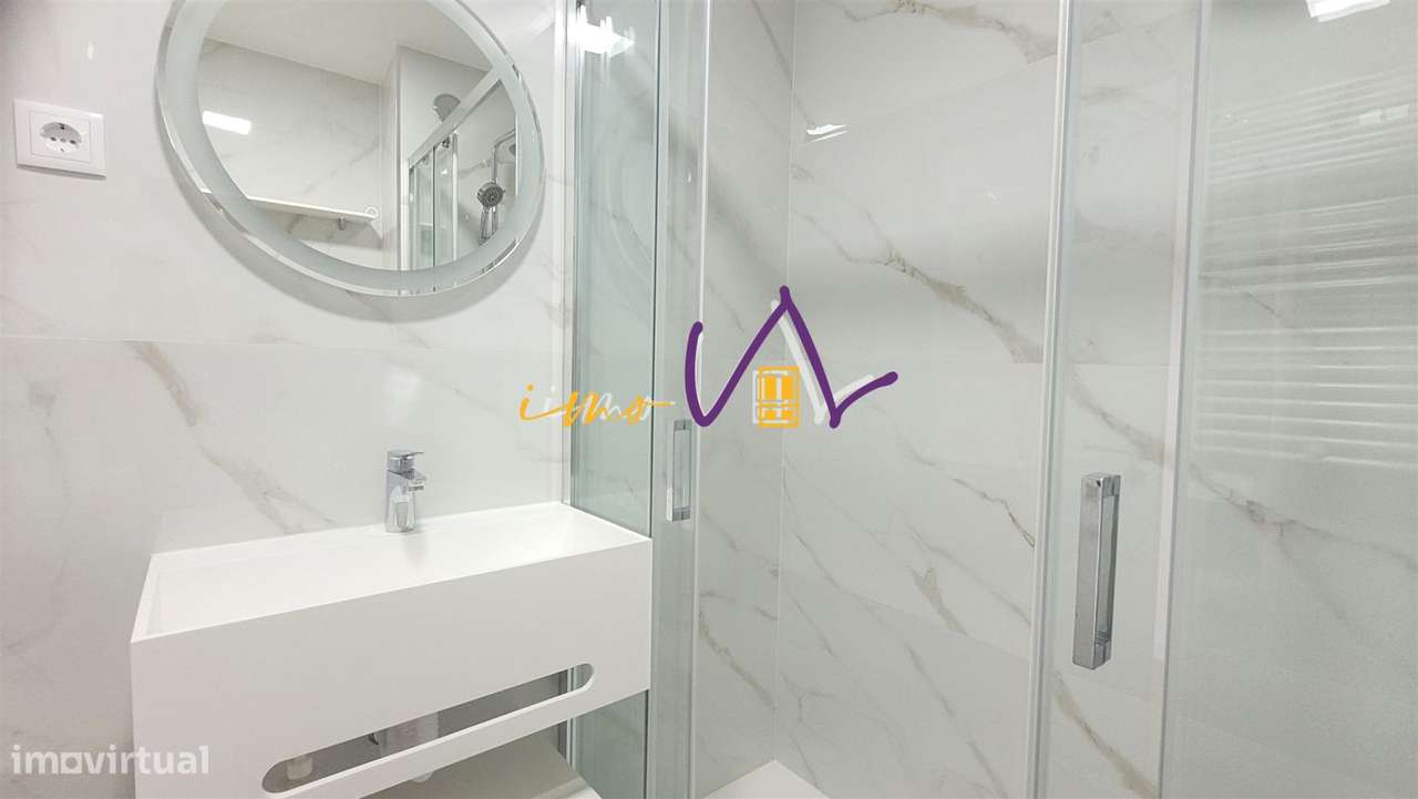 Apartamento T1, primeira linha, vistas de mar-17