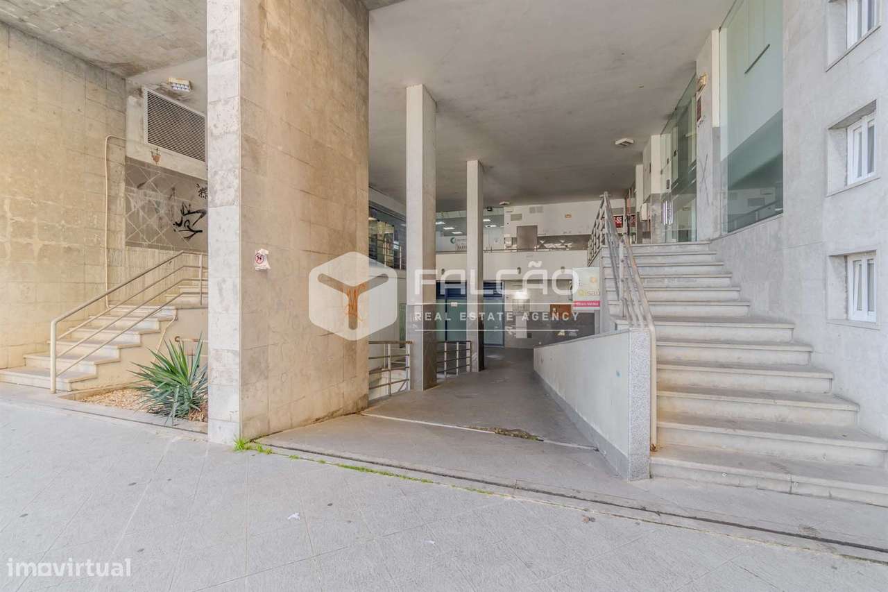 Loja  Venda em Algés, Linda-a-Velha e Cruz Quebrada-Dafundo,Oeiras-7