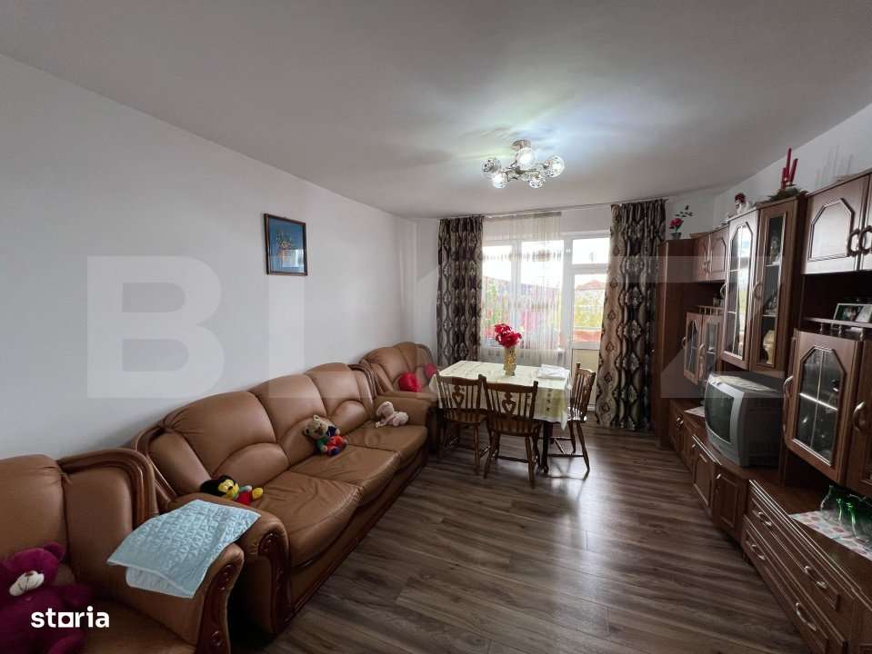 Apartament ultra-spatios de 3 camere, decomandat, 80 mp - Imagine principală: 1/8