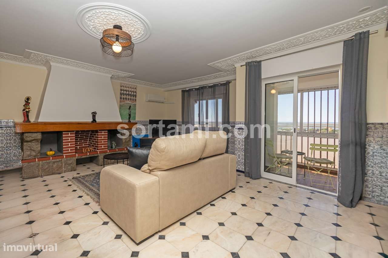 Apartamento T6 Venda em Faro (Sé e São Pedro),Faro - Grande imagem: 3/25