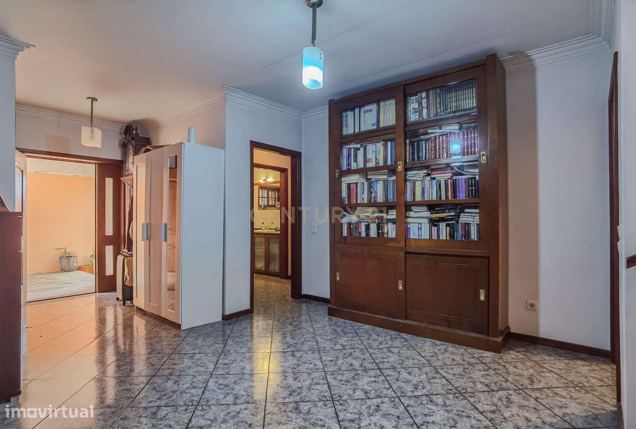 Moradia 4 frentes, T4 em Paiço, Lavra-13