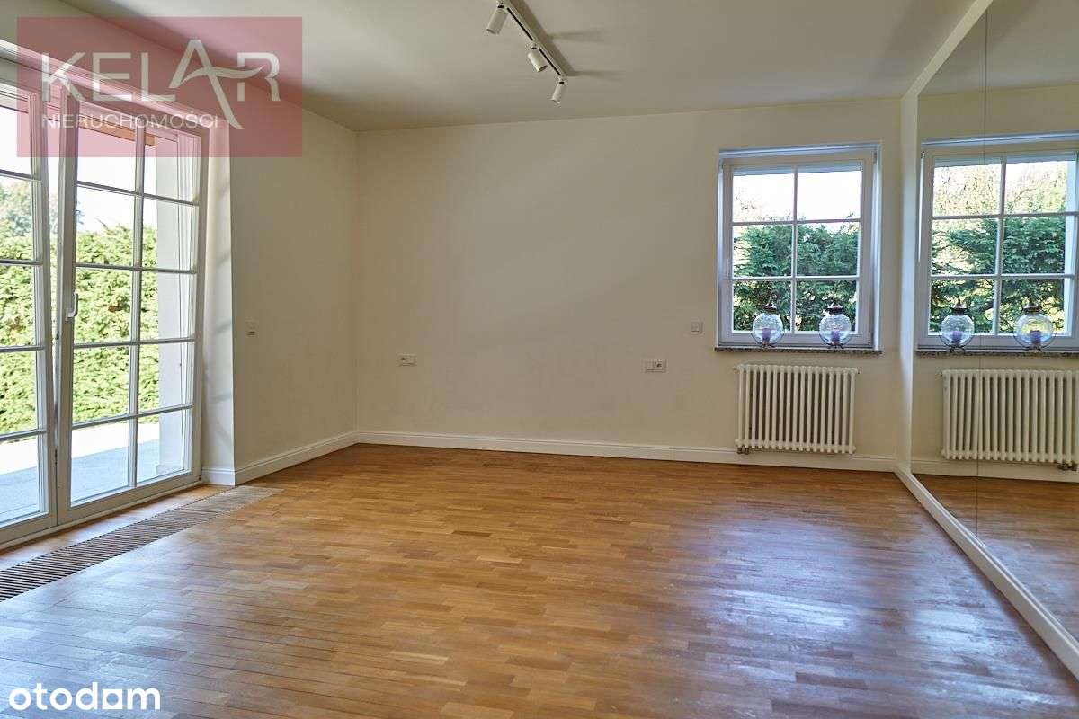 Dom energo-oszczędny z własnym lasem i sadem-10