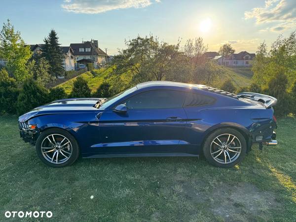 Ford Mustang 2.3 Eco Boost - 2