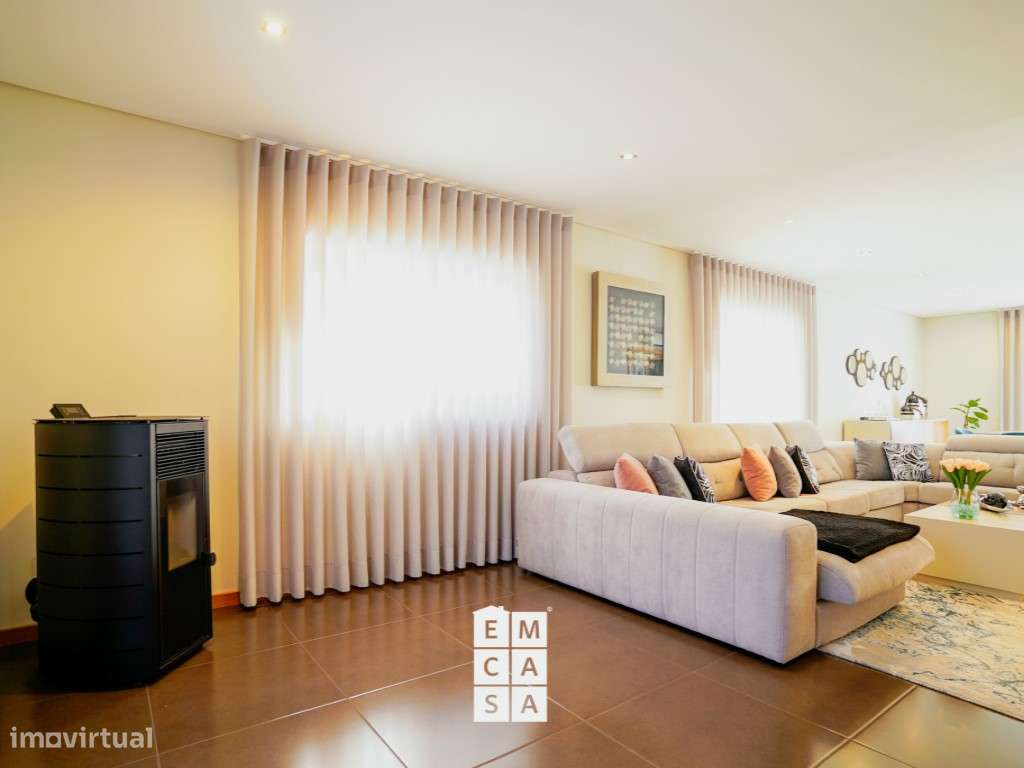 Moradia isolada a 1 minuto do Centro da cidade - Grande imagem: 4/60