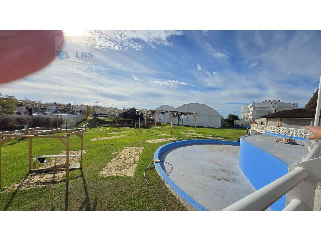Albufeira central, sinta-se em férias o ano inteiro. apartamento T1...-17