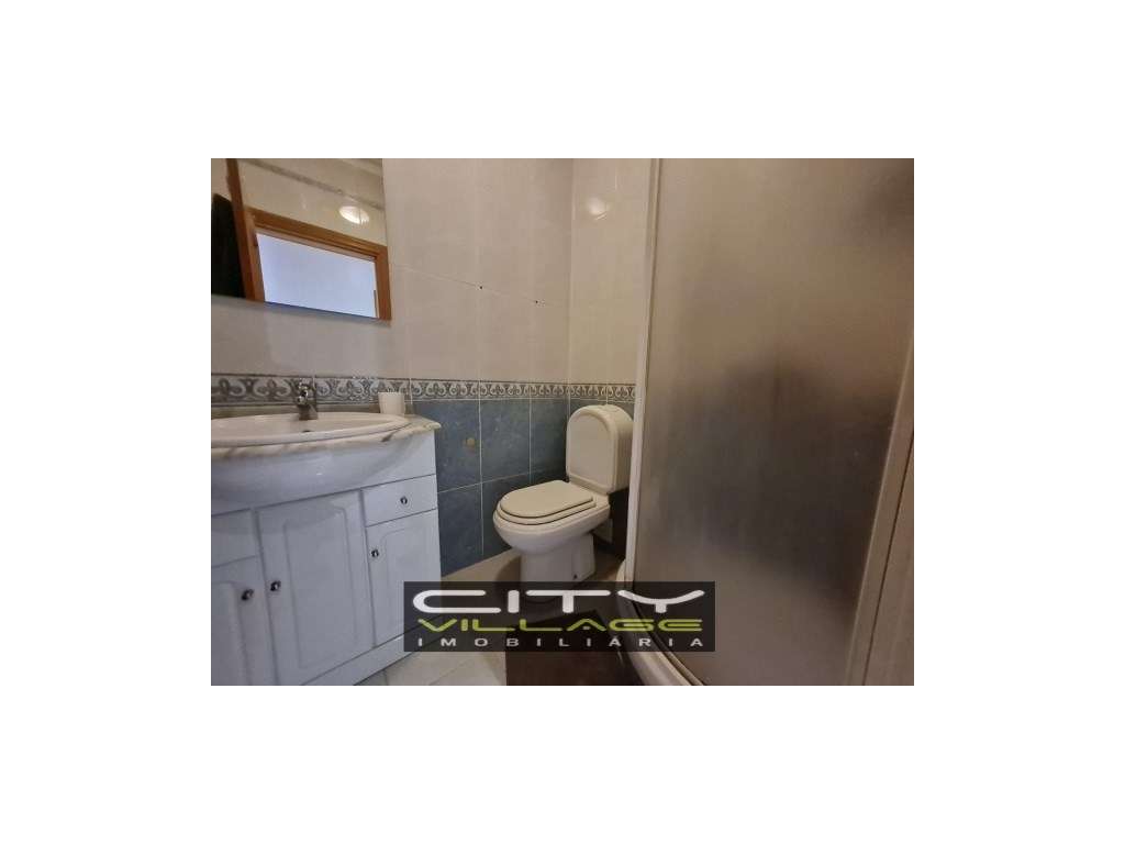 Apartamento T3 Zona Esteval Montijo-11