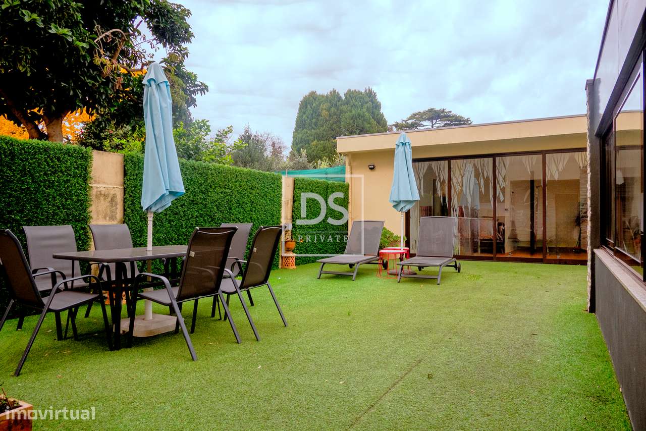 Moradia T5+1  | Campo Alegre | Frente ao Jardim Botânico(Exclusiva)-2