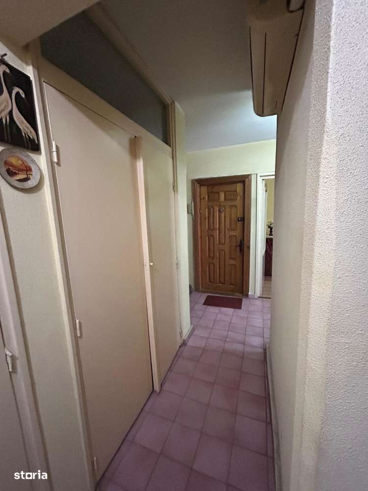 Apartament decomandat Piata Centrala-3