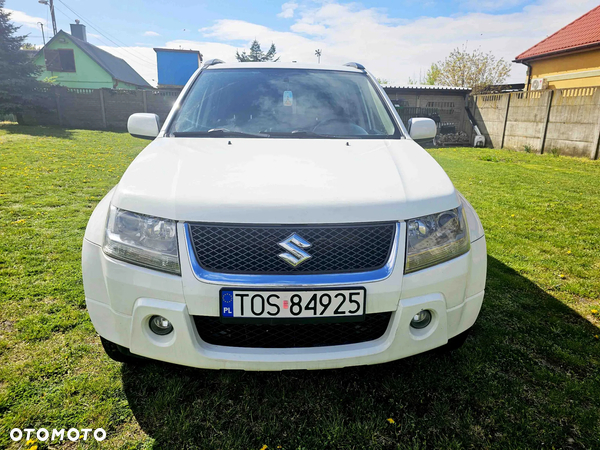 Suzuki Grand Vitara 2.0 De luxe - 8