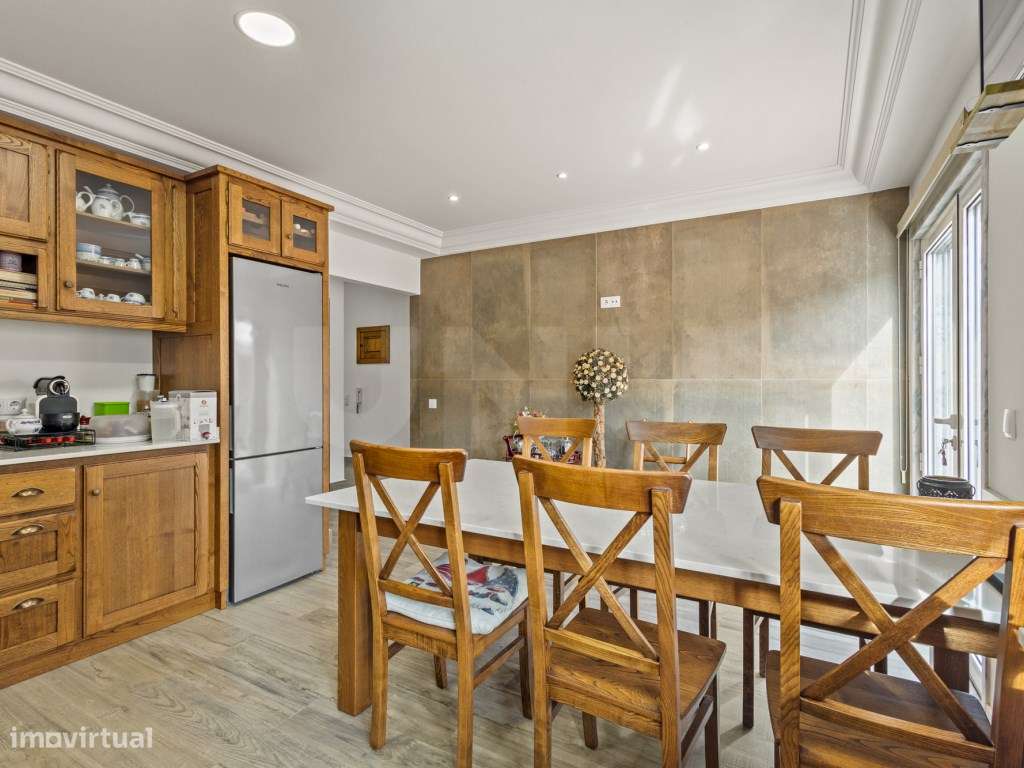 Apartamento T3 remodelado para venda no Sobral de Monte Agraço-10