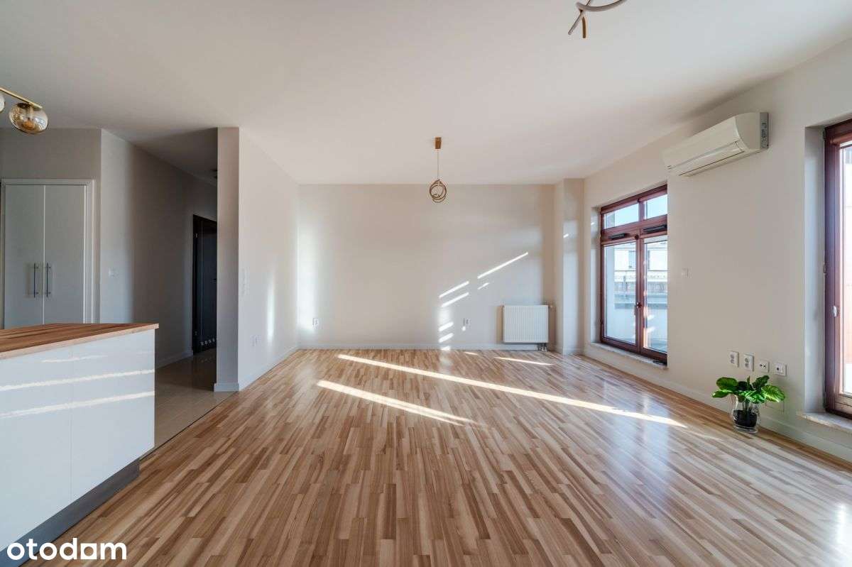 Ostatnie piętro,rodzinny penthouse z dużym tarasem-19