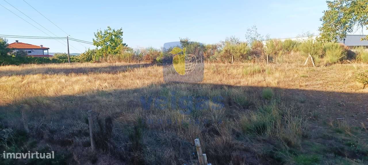 Lote de terreno com 514m2 para moradia unifamiliar em Samaiões, Chaves-3