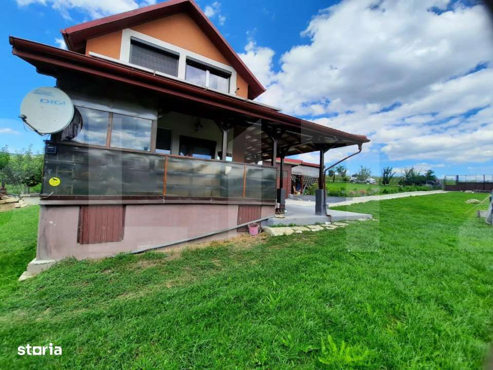 Casa si teren 3450mp, panorama superba asupra orasului - Imagine principală: 3/14
