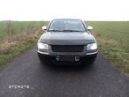 Volkswagen Passat 1.9 TDI 4Mot Highline - 2