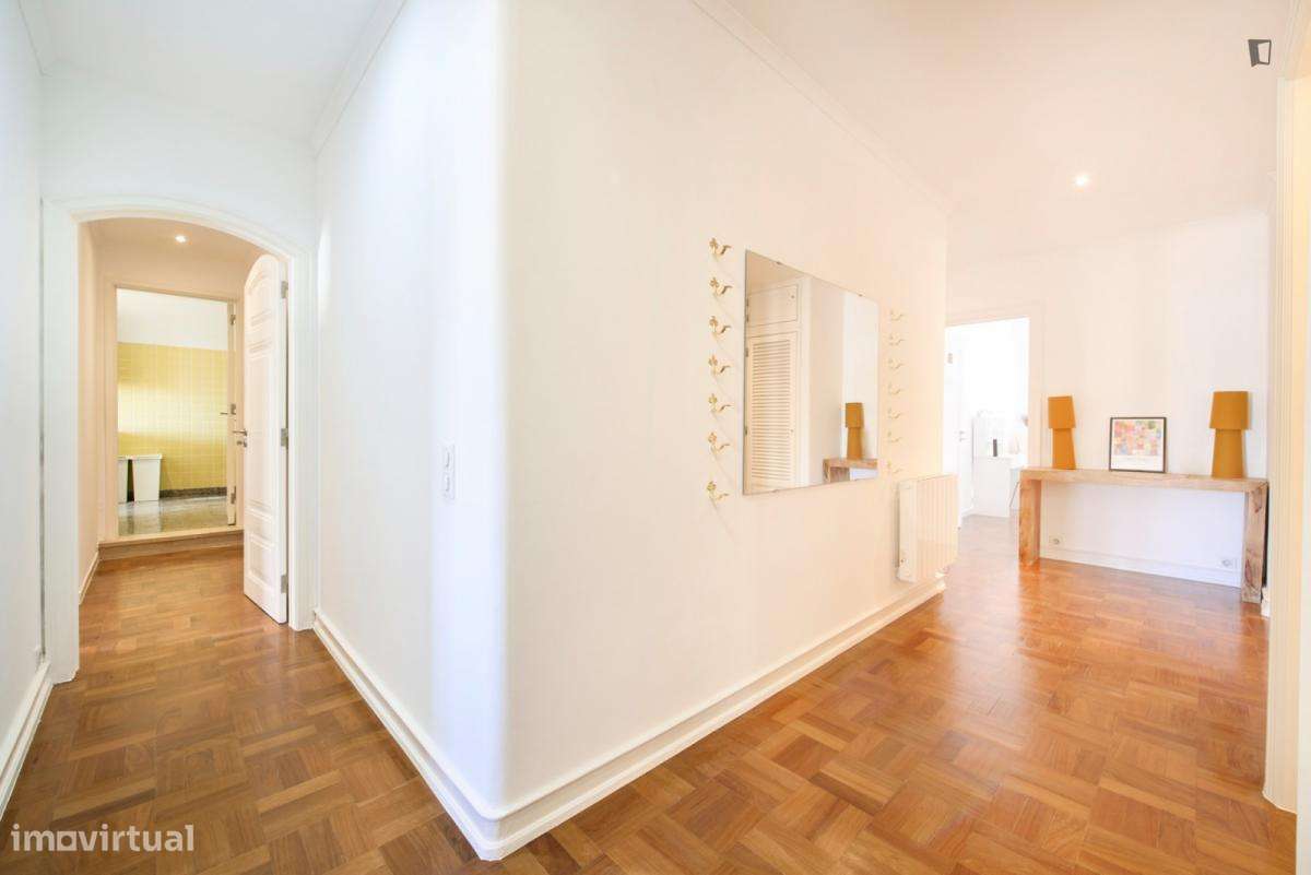 Quarto - localizado em Entrecampos Lisbon - Grande imagem: 3/10