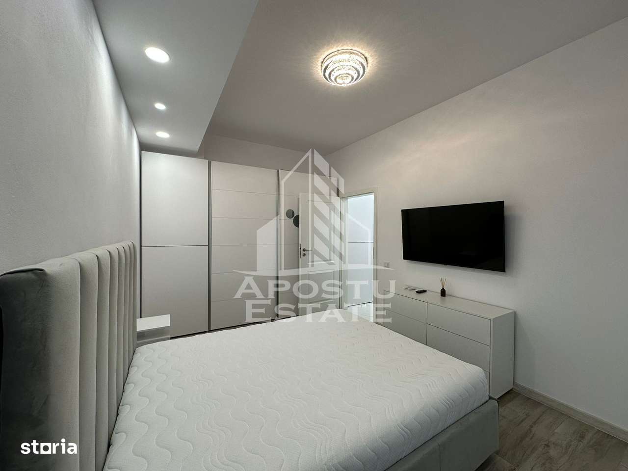 Apartament 2 camere,petfriendly,centrala proprie, loc de parcare,Giroc - Imagine principală: 4/8