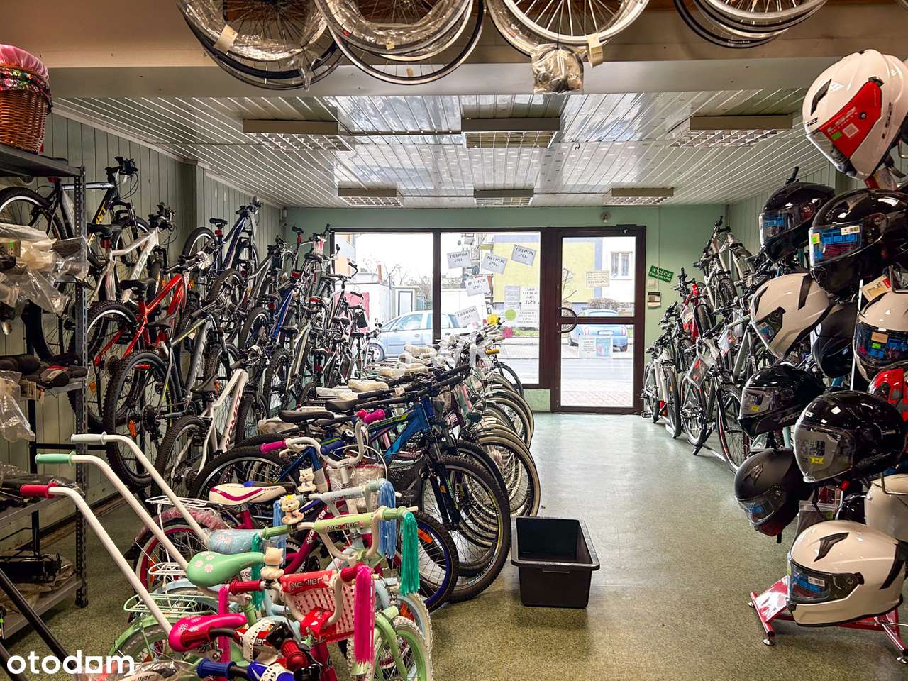 Obiekt handlowy z mieszkaniem w Obornikach - Pełny obrazek: 4/13