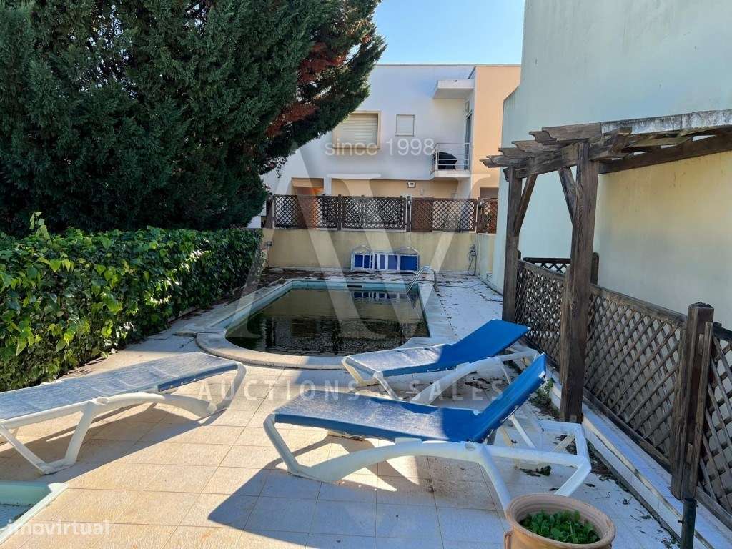 Moradia T3, de cave, R/C e 1.º andar, duplex, com logradouro e dois... - Grande imagem: 4/11