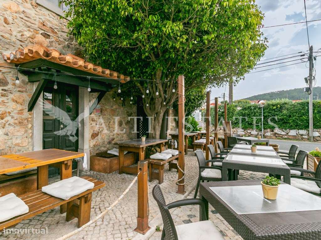 Restaurante com História e Prestígio para Venda na Azoia, junto ao ... - Grande imagem: 3/26