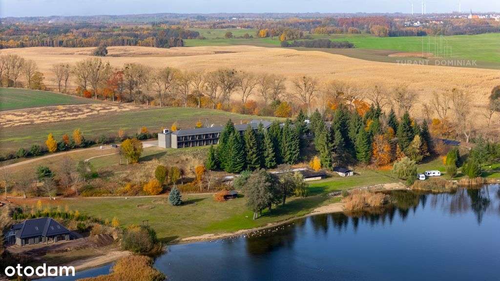 Malowniczo położona działka - jezioro Lubie-11