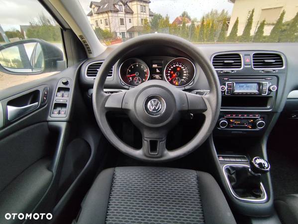 Volkswagen Golf 1.6 Comfortline - 17