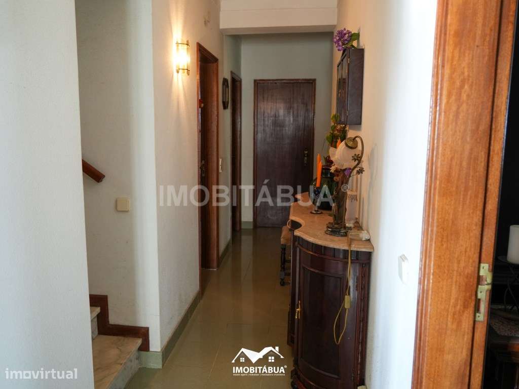 Moradia T5 com Piscina (Jacuzzi Integrado), Jardim e Churrasqueira-5