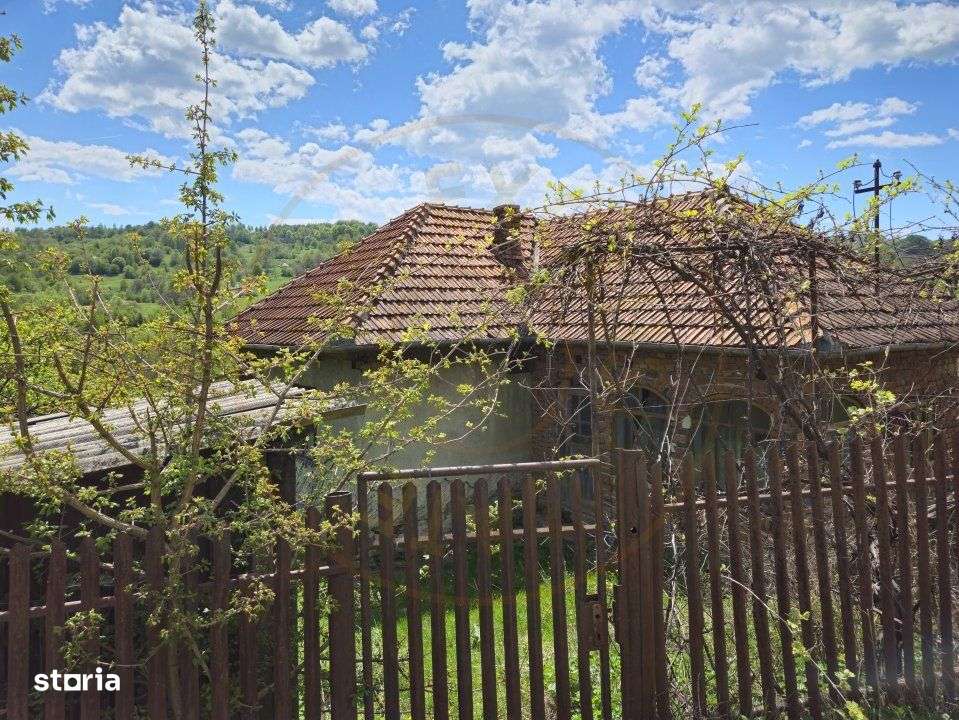 Teren 1200 mp + Casa - Comuna Arefu - Imagine principală: 3/5