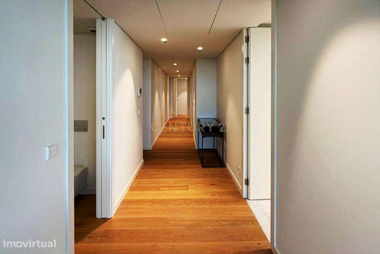 Apartamento T3 de Luxo  Vistas Espetaculares – Infinity Tower, Lisboa - Grande imagem: 5/17