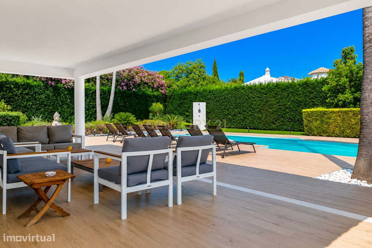 Moradia com 4 quartos, independente com piscina em Albufeira-8