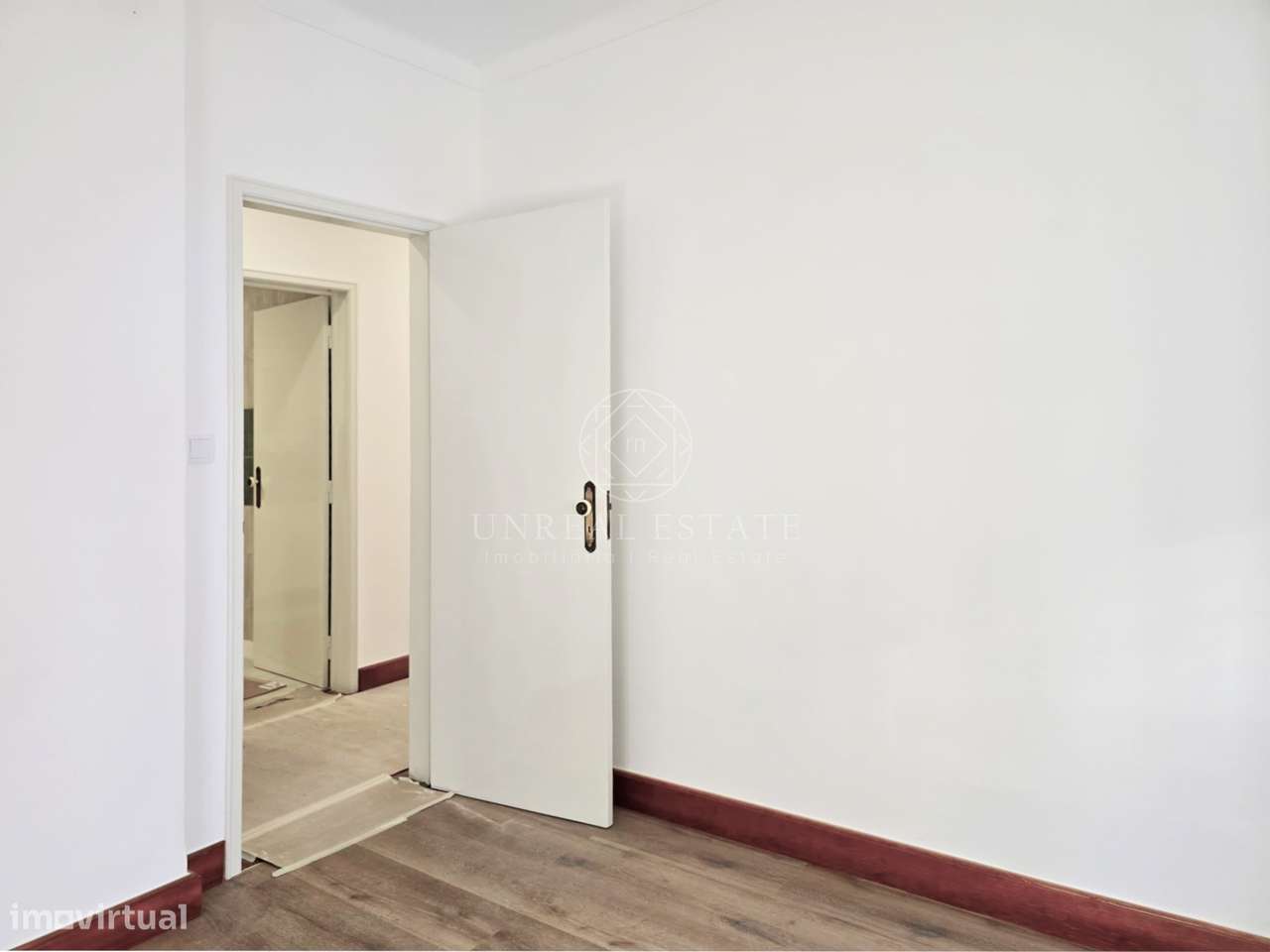 Moradia Isolada Unifamiliar T4 com Garagem e Anexo | Torres Novas-12