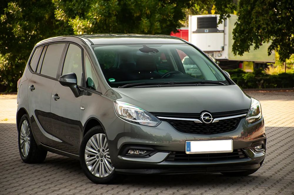 Opel Zafira C (2011-2019) Tourer 1.4 Turbo ecoFLEX Start/Stop Sport 2017