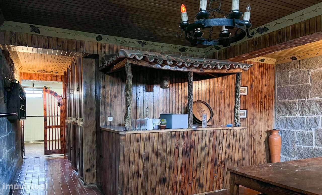 Moradia T4 à venda na Marginal-20