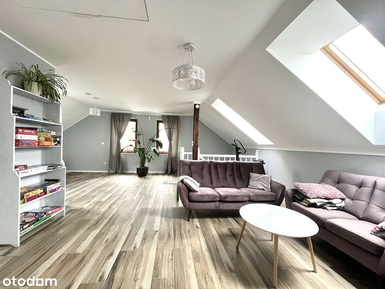 Stylowy i przytulny dom z klimatycznym wnętrzem-gotowy do zamieszkania-13