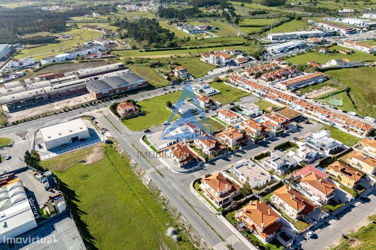 MORADIA T5 - PISCINA - CALDAS DA RAINHA-21