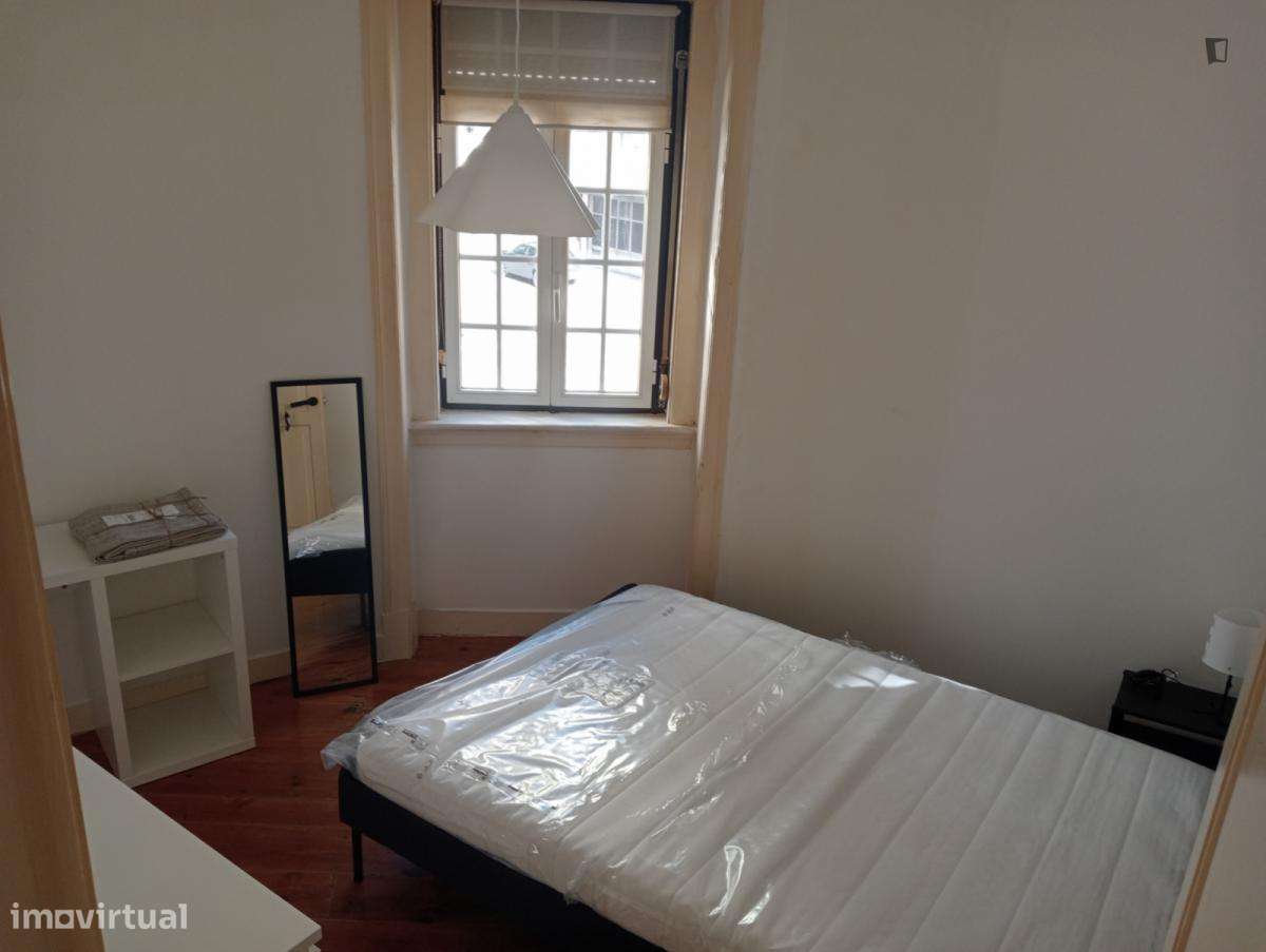 Quarto - localizado em Alameda Lisbon - Grande imagem: 3/10