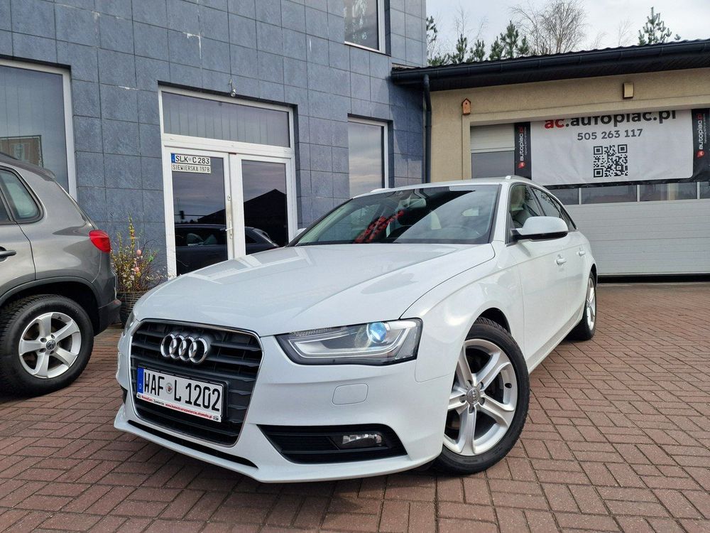 Audi A4 B8 2.0 TDI DPF multitronic Ambition 2012