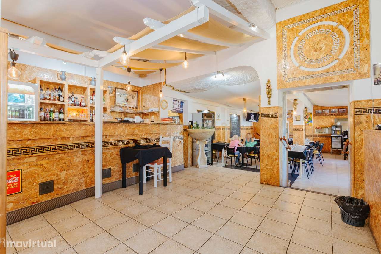 Edifício para venda na Charneca de Caparica – Oportunidade única de in - Grande imagem: 3/45