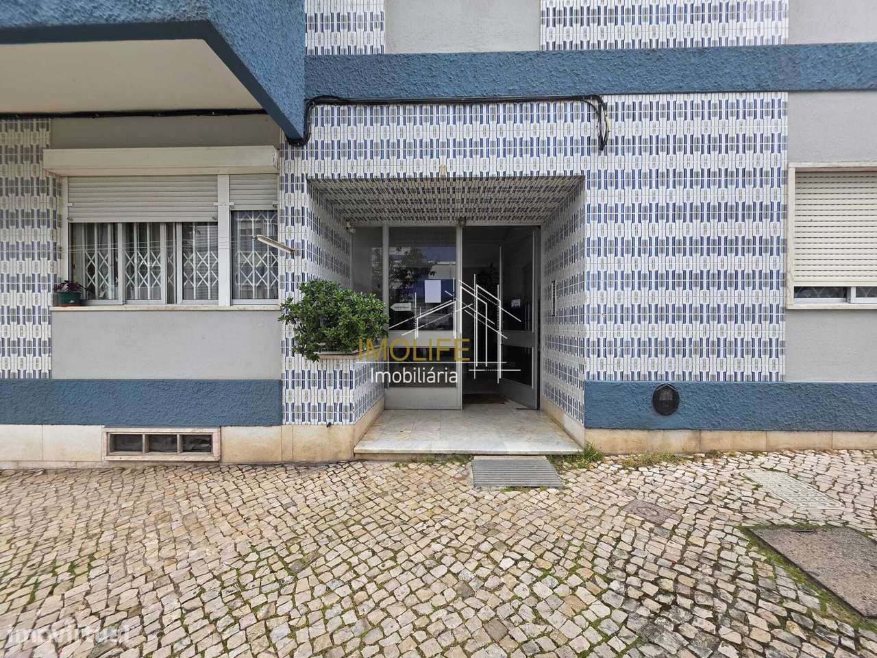 Apartamento T2 em odivelas com vista desafogada-45